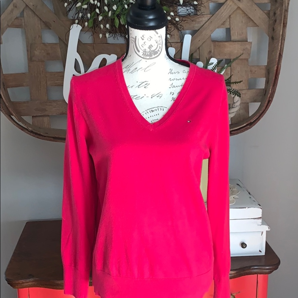 Tommy Hilfiger sweater size L